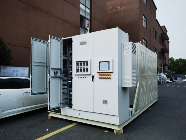 900KW電加熱導(dǎo)熱油爐，電熱導(dǎo)熱油爐出貨
